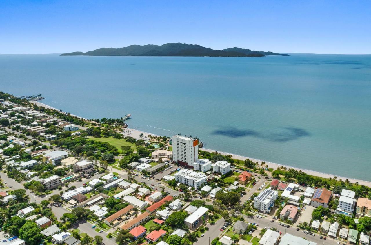 Aquarius On The Beach Aparthotel Townsville Ngoại thất bức ảnh